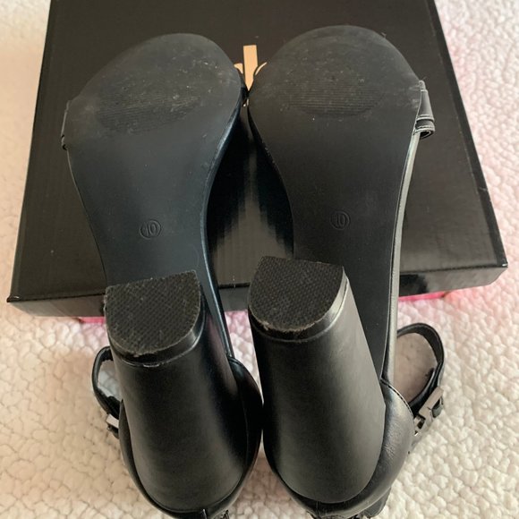 Charlotte Russe Black Sandal - Picture 6 of 7